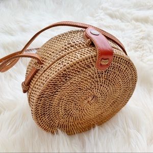 Bohemian circle rattan crossbody bag